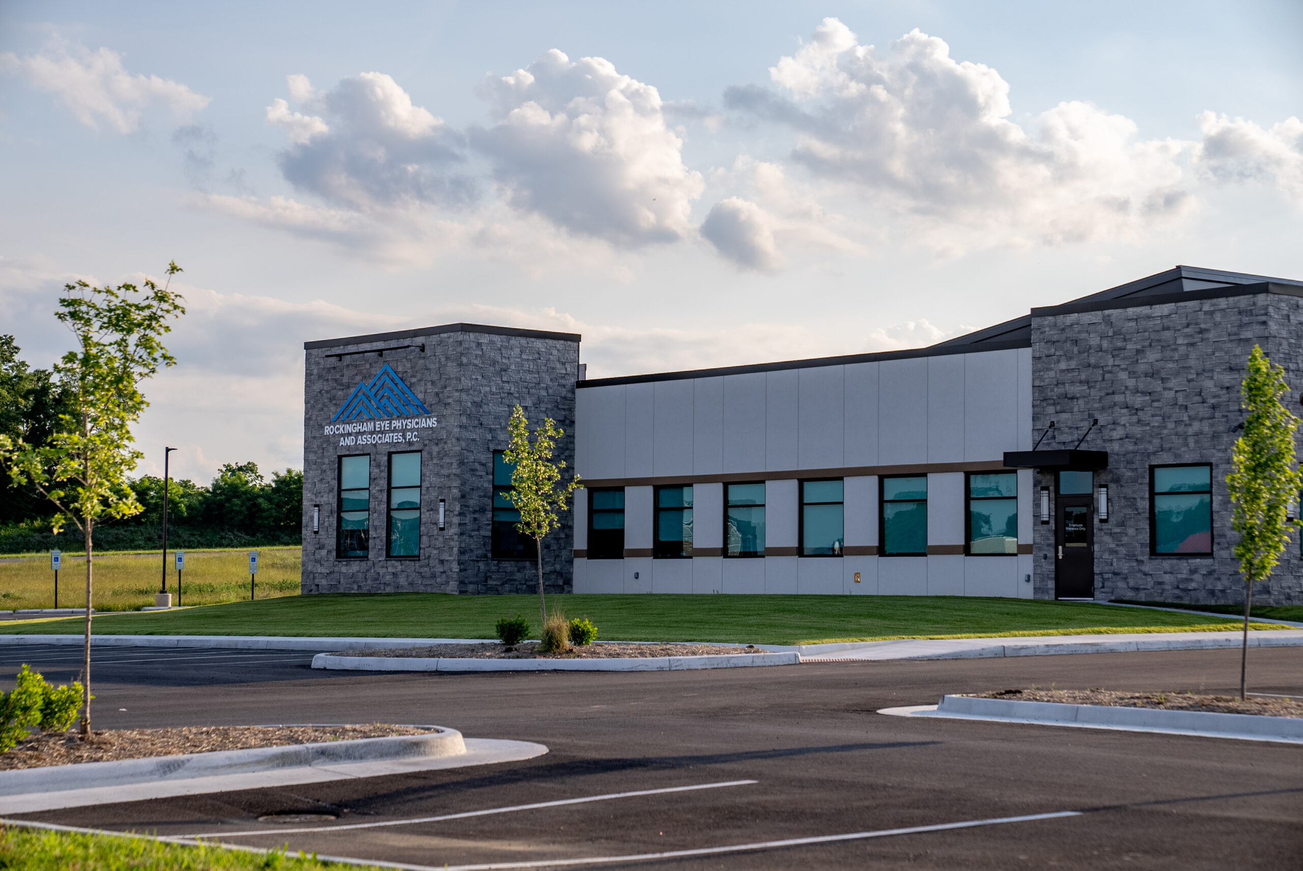 Rockingham-Eye-Physicians-Building-Exterior12_2022-06-06