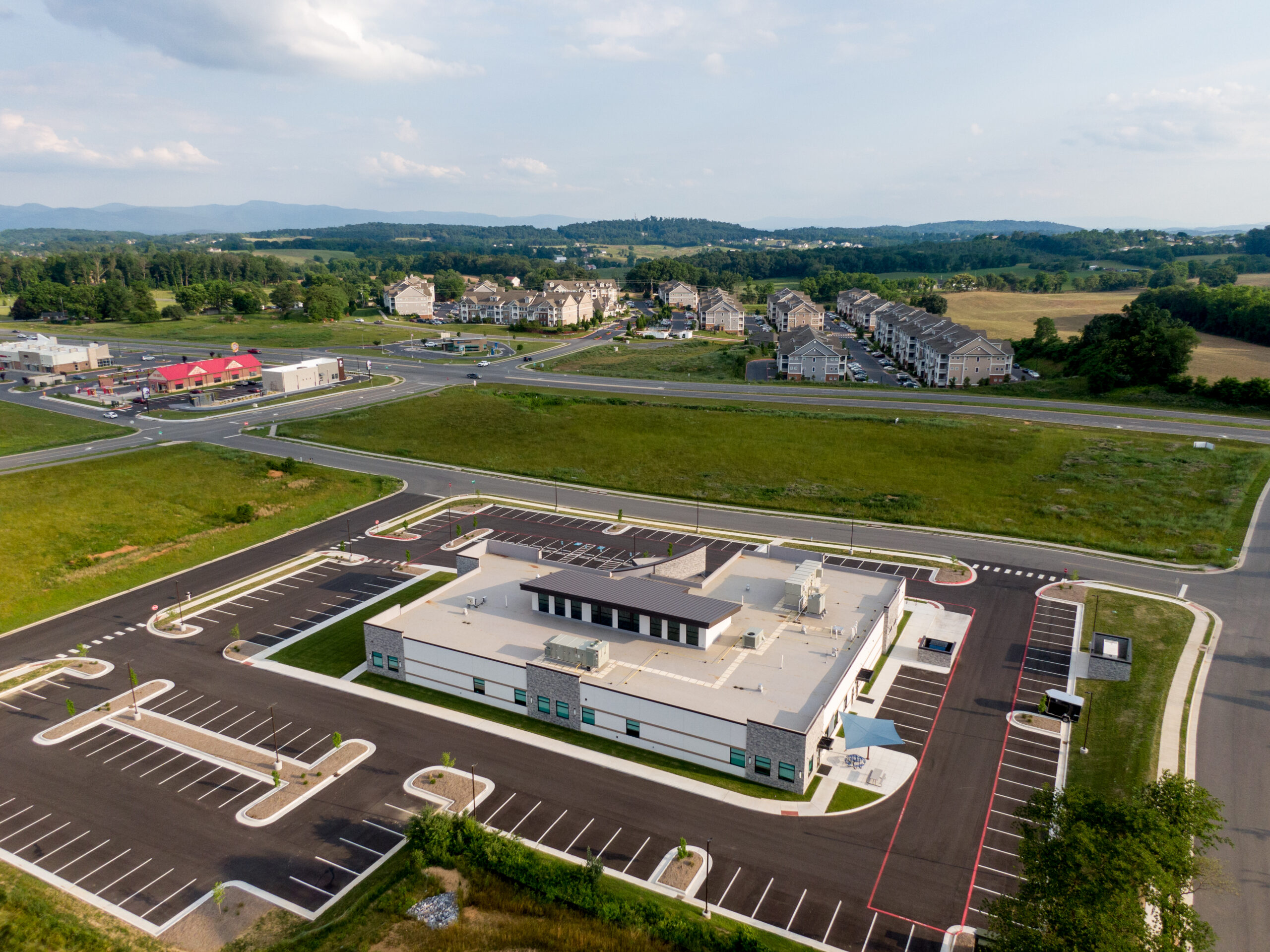Rockingham-Eye-Physicians-Building-Exterior15_2022-06-06